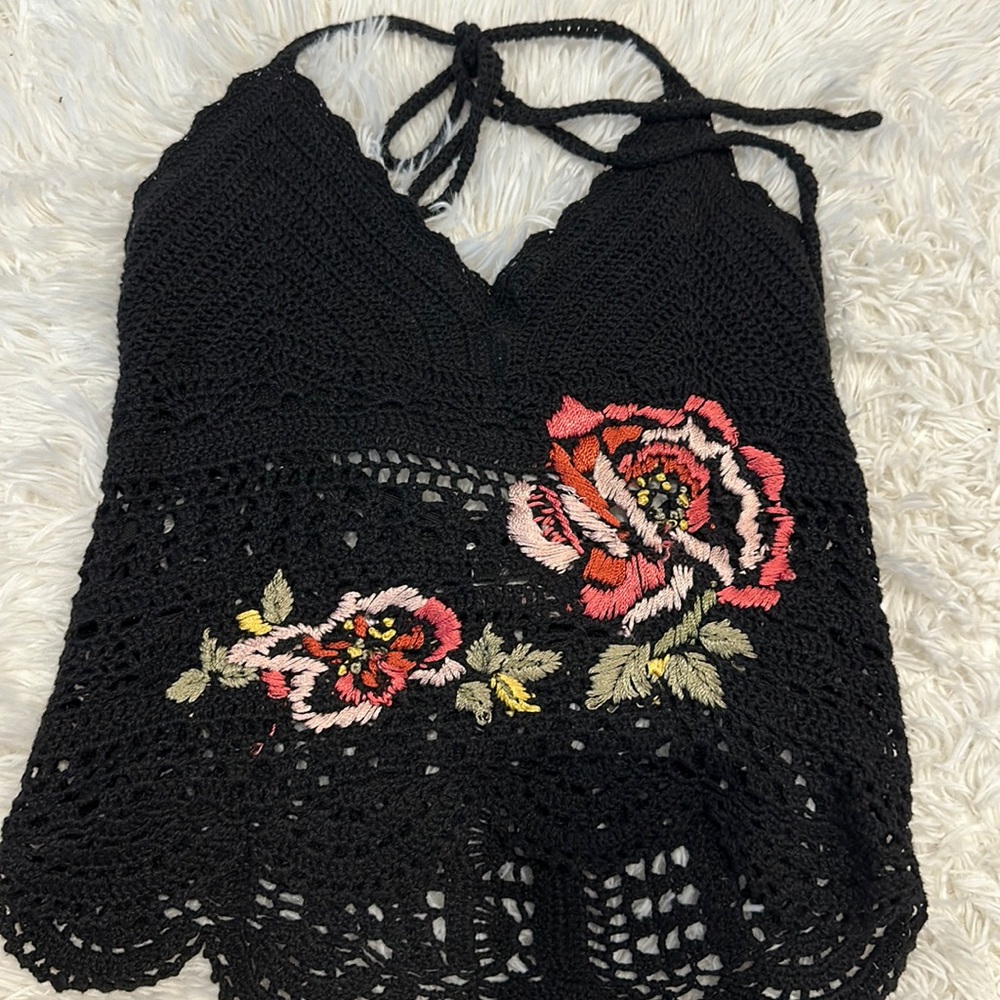 Xhilaration crochet knit top